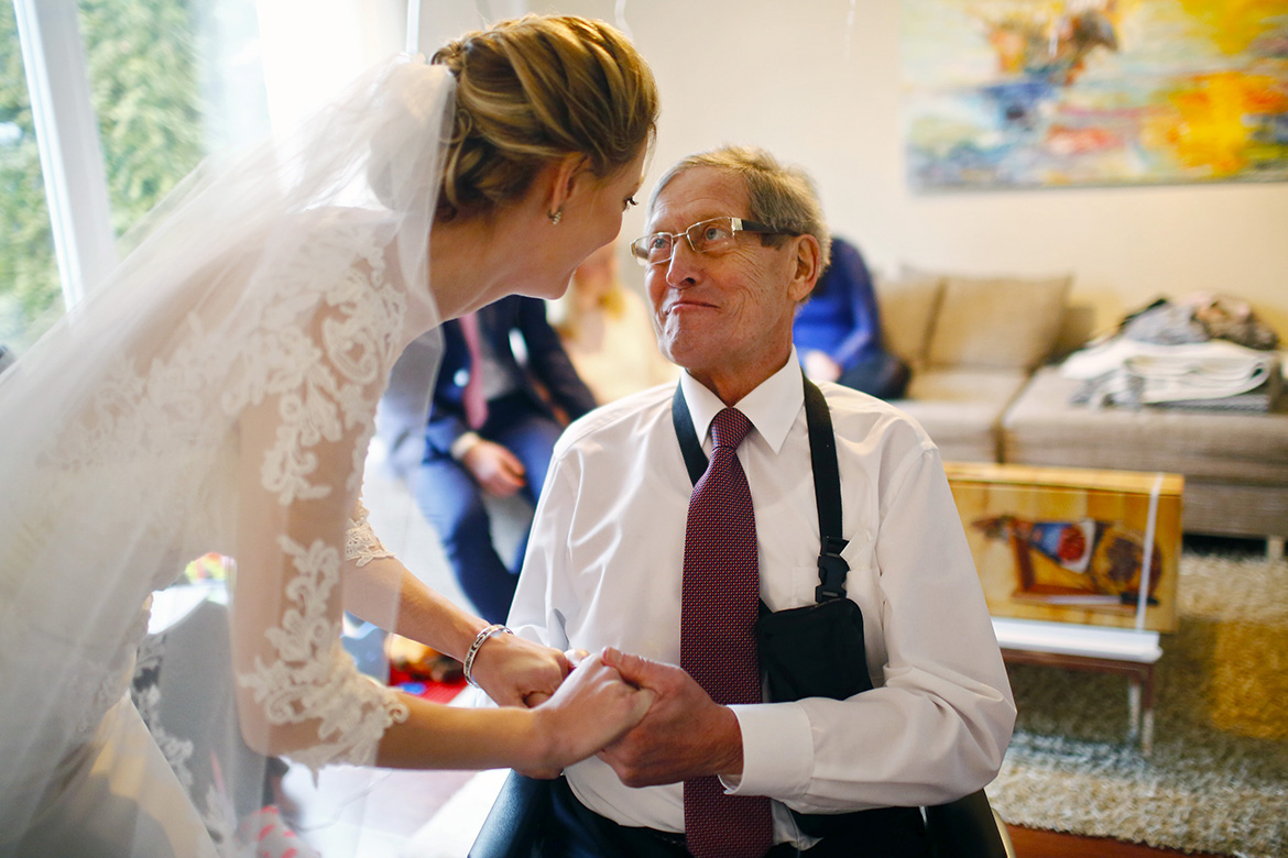 Braut mit Vater