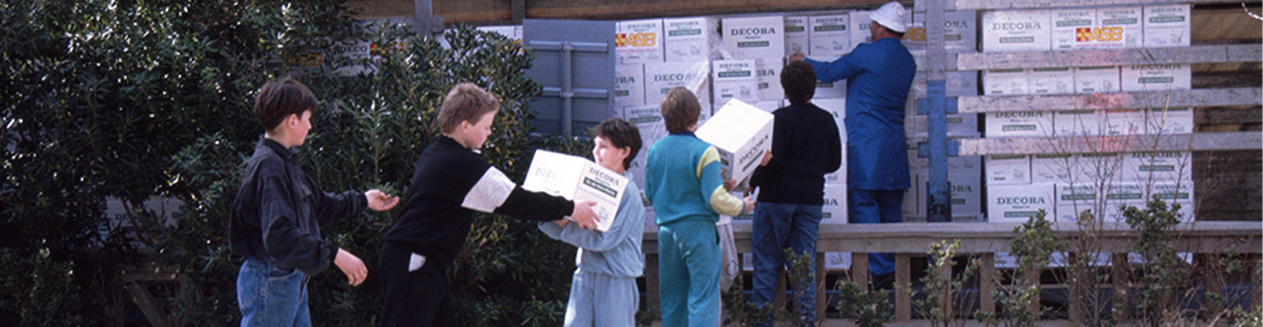 Header.jpg Header_Kinder_4.jpg